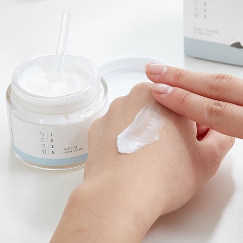 Round Lab 1025 Dokdo Light Cream
